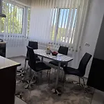 Carmen's One -garsoniera Decomandata Διαμέρισμα Mamaia