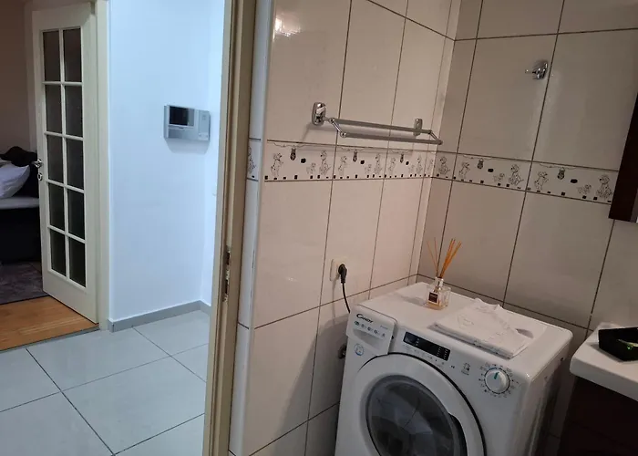 Apartment Carmen's One -garsoniera Decomandata *