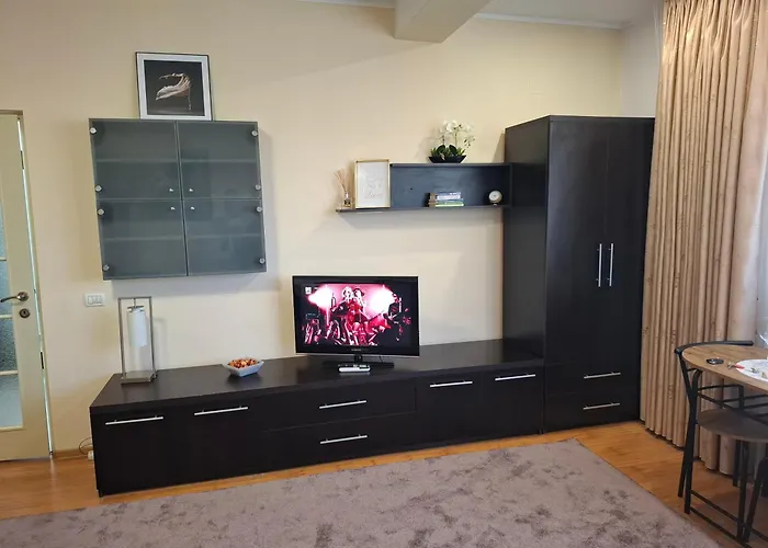 Apartment Carmen's One -garsoniera Decomandata