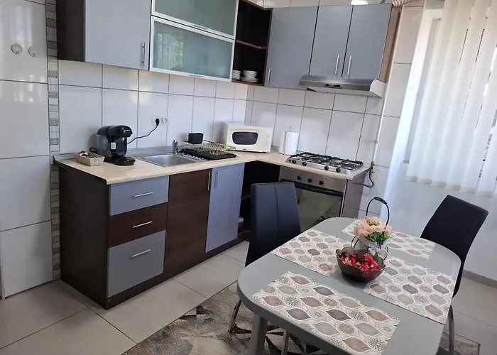 Carmen's One -garsoniera Decomandata * Mamaia