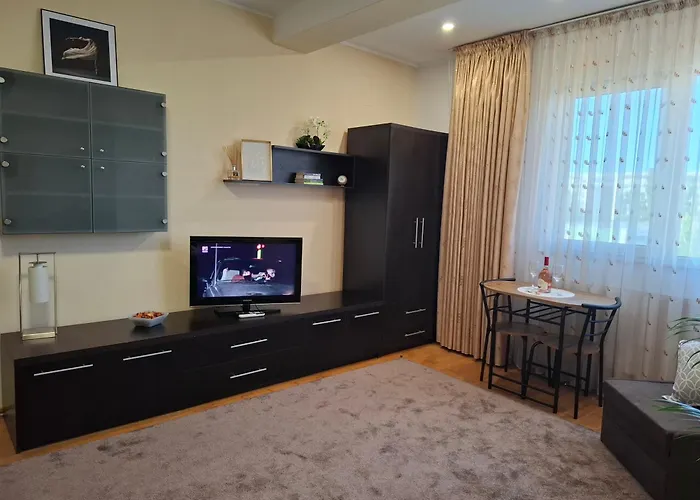 Carmen's One -garsoniera Decomandata